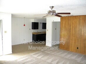 7043 Crosstimbers Ln in North Richland Hills, TX - Building Photo - Building Photo