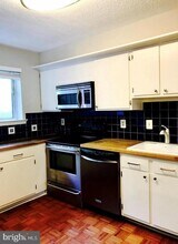 54 N Bedford St in Arlington, VA - Building Photo - Building Photo