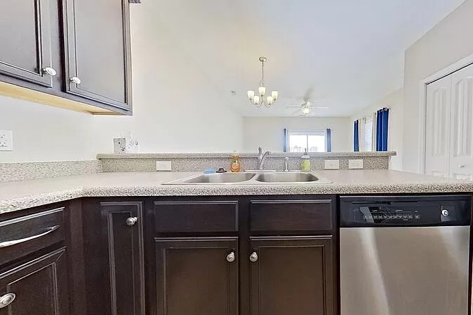 4514 Exuma Ln in Wilmington, NC - Foto de edificio