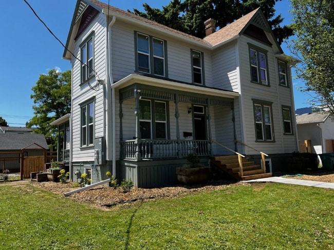 property at 5204 N Harvard St