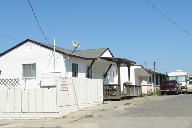 10761 Axtell St in Castroville, CA - Building Photo - Building Photo