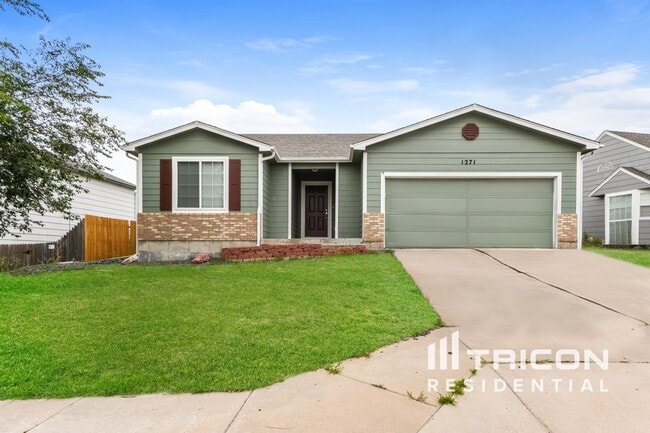 property at 1271 Ancestra Dr