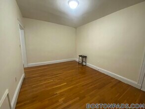 127 Washington St, Unit 32 in Boston, MA - Building Photo - Building Photo