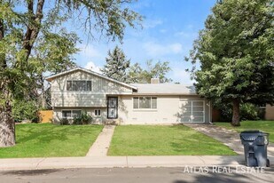 649 Evanston St in Aurora, CO - Building Photo