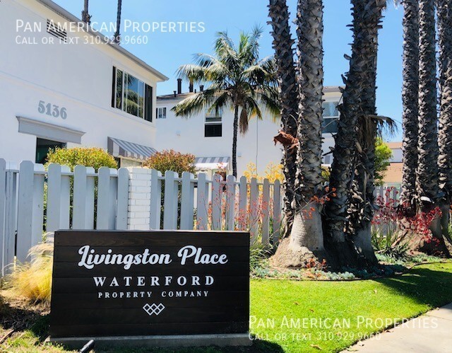 property at 5136 E Livingston Dr