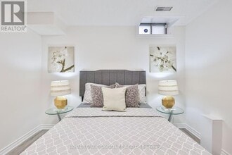 37 Bluebell Dr in Markham, ON - Building Photo - Building Photo