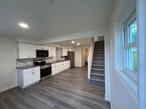 249 Washington St in Brockton, PA - Building Photo - Building Photo