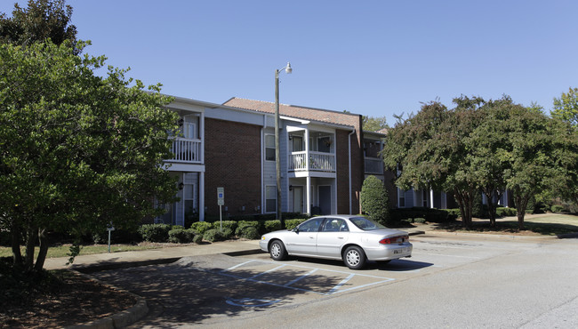 Landwood Ridge Apartments in Greenville, SC - Building Photo - Building Photo