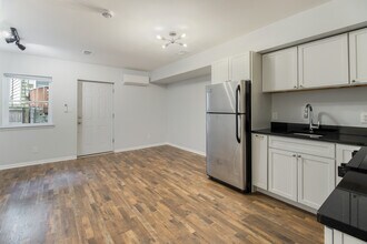 7 Wayne St, Unit 1S in Jersey City, NJ - Building Photo - Building Photo