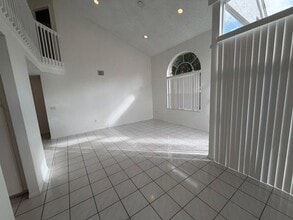 3780 Amalfi Dr in Hollywood, FL - Building Photo - Building Photo