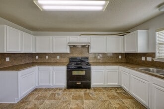 18415 Tupper Bend Ln in Cypress, TX - Building Photo - Building Photo