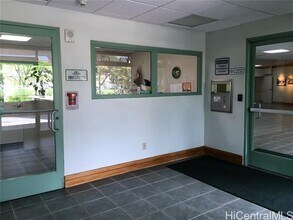 215 N King St in Honolulu, HI - Building Photo - Building Photo