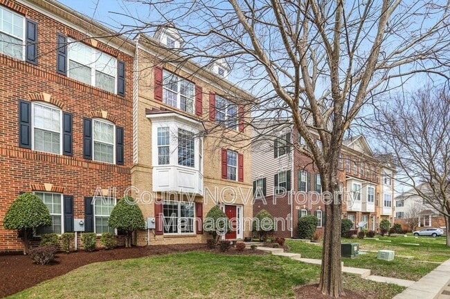 1609 Poplar Run Dr in Silver Spring, MD - Building Photo - Building Photo
