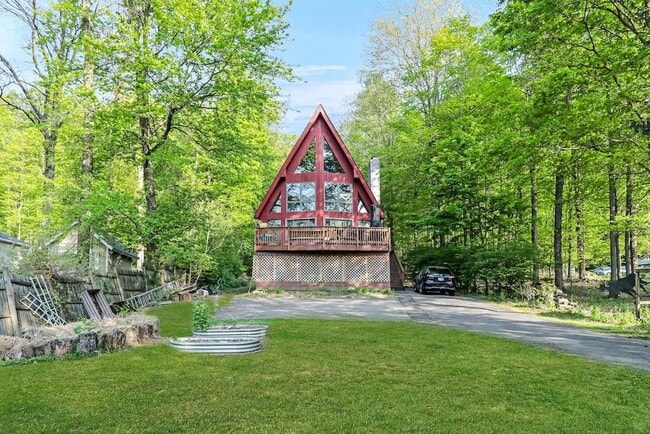 property at 36 Greenwood Dr