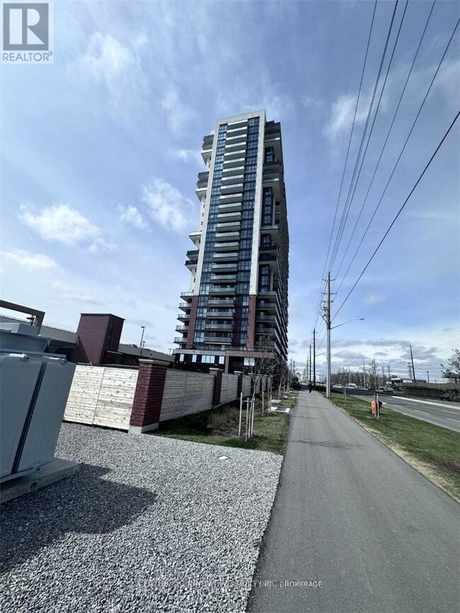 2550-2550 Simcoe St N