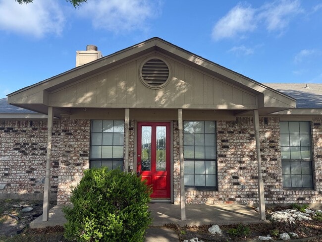 117 Solon Rd in Waxahachie, TX - Building Photo - Building Photo