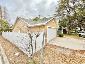2452 Druid Rd in Clearwater, FL - Building Photo - Building Photo