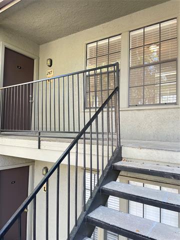 5335 Bent Tree Forest Dr in Dallas, TX - Building Photo