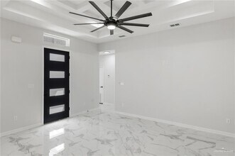 13 N 37th St in McAllen, TX - Building Photo - Building Photo