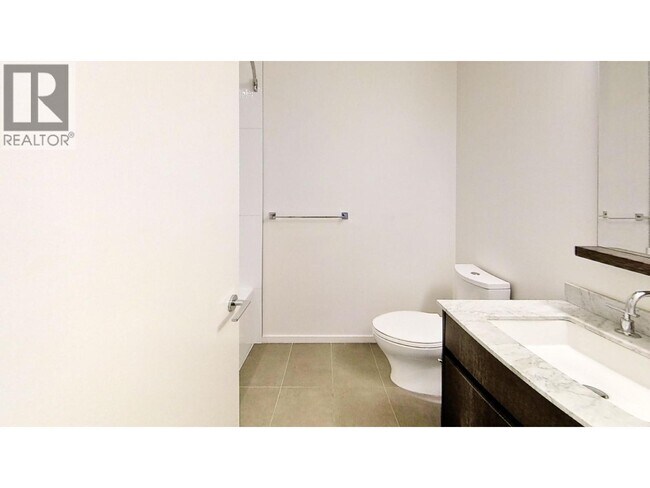 7788 Ackroyd Rd in Richmond, BC - Building Photo - Building Photo