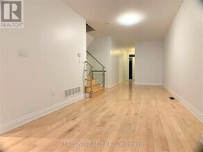 43 Causland Ln in Richmond Hill, ON - Building Photo - Building Photo