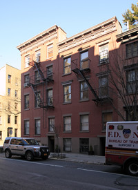 505 W 19th St in New York, NY - Building Photo - Building Photo