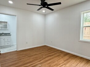 2435 21st St in Lubbock, TX - Building Photo - Building Photo