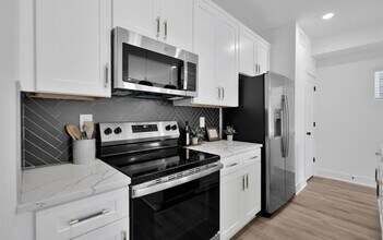 8021 Cora St in Houston, TX - Building Photo - Building Photo