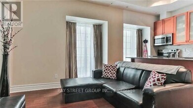 539 Jarvis St in Toronto, ON - Building Photo - Building Photo