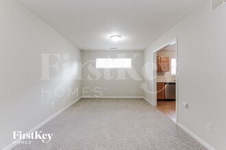 1673 Blue Lake Dr in Greenwood, IN - Building Photo - Building Photo