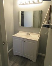 3331 Bridge Manor Dr in Kansas City, MO - Building Photo - Building Photo