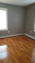 41 Hilton St, Unit 1st floor in Arlington, MA - Building Photo - Building Photo