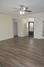 10046 Apache Village in San Antonio, TX - Building Photo - Building Photo