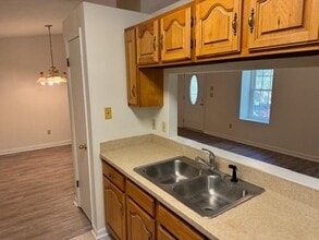 2622 McCain Ct in Tallahassee, FL - Foto de edificio - Building Photo