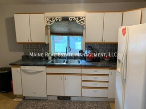 13 6th St in Bangor, ME - Building Photo - Building Photo