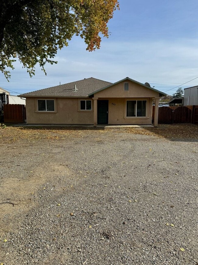 450 2nd St in Willows, CA - Building Photo - Building Photo
