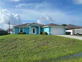 630 SW 28th Terrace in Cape Coral, FL - Building Photo