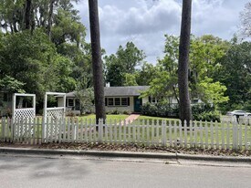 1403 NW 9th Ave in Gainesville, FL - Building Photo