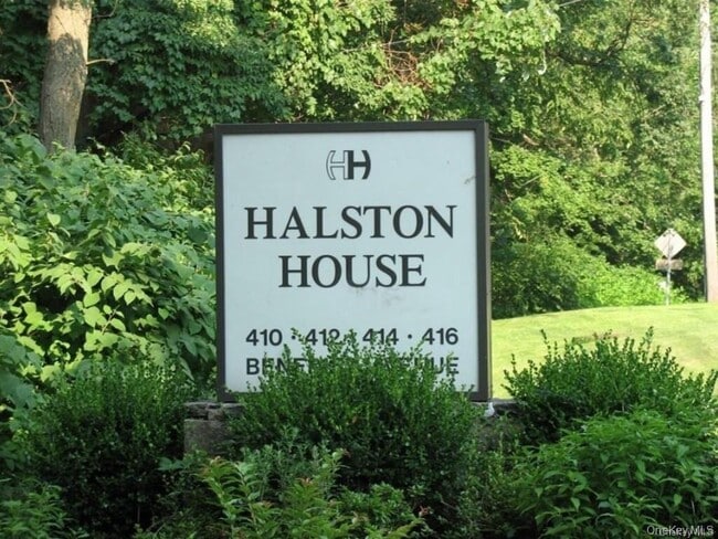 property at 412 Benedict Ave