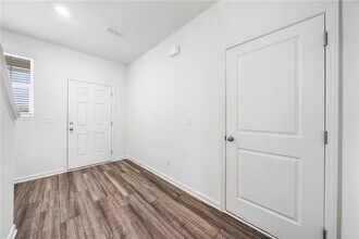 106 Saginaw Ct in Locust Grove, GA - Building Photo - Building Photo