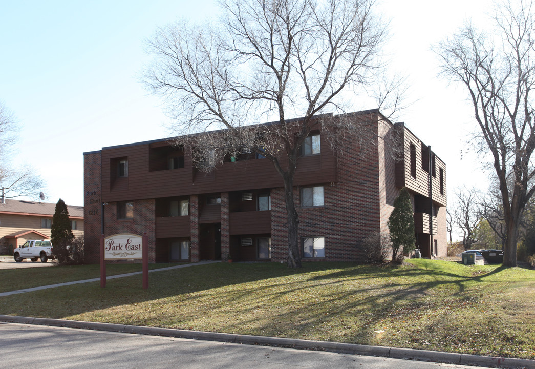 Serenity Park East in St. Cloud, MN - Building Photo