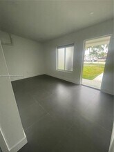 9140 SW 40th Terrace-Unit -0 in Olympia Heights, FL - Building Photo - Building Photo