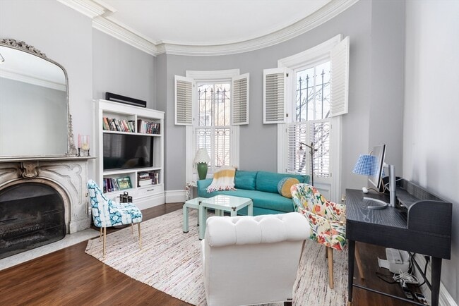 property at 78 W Concord St