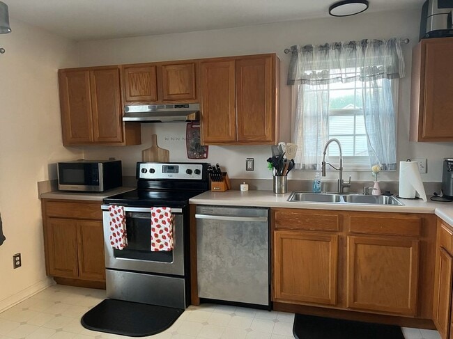 208 Bridget Way in Creedmoor, NC - Building Photo - Building Photo