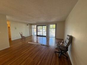 177 Central St in Stoneham, MA - Foto de edificio - Building Photo