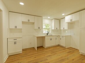 6802 Eastwood St in Houston, TX - Building Photo - Building Photo