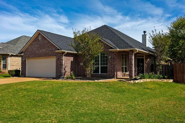 8423 Alison Ave in College Station, TX - Building Photo - Building Photo