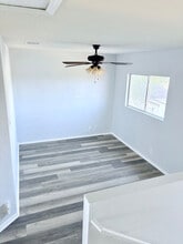 7444 Barrel Stage in San Antonio, TX - Foto de edificio - Building Photo