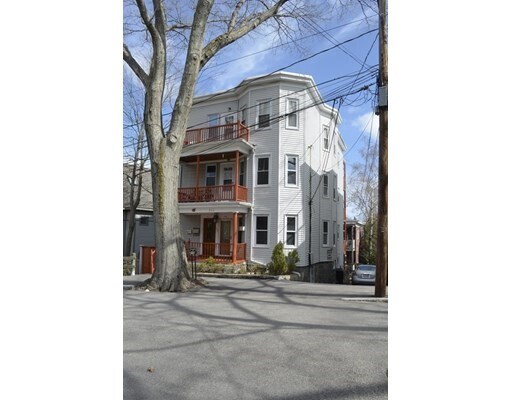 217 Reservoir Rd-Unit -3 in Brookline, MA - Building Photo