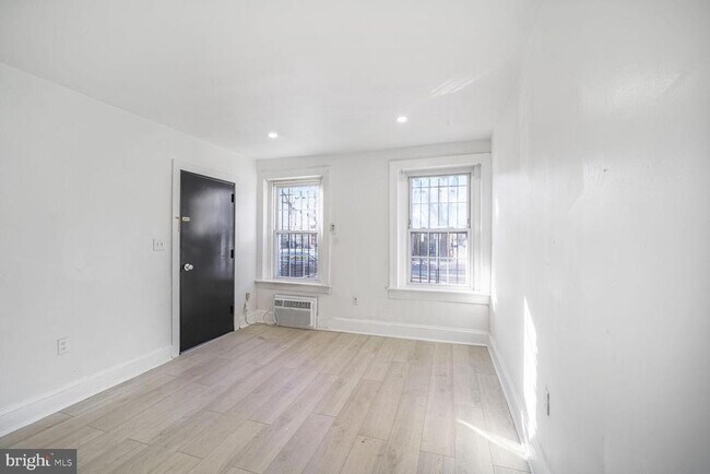 1430 A St SE in Washington, DC - Building Photo - Building Photo